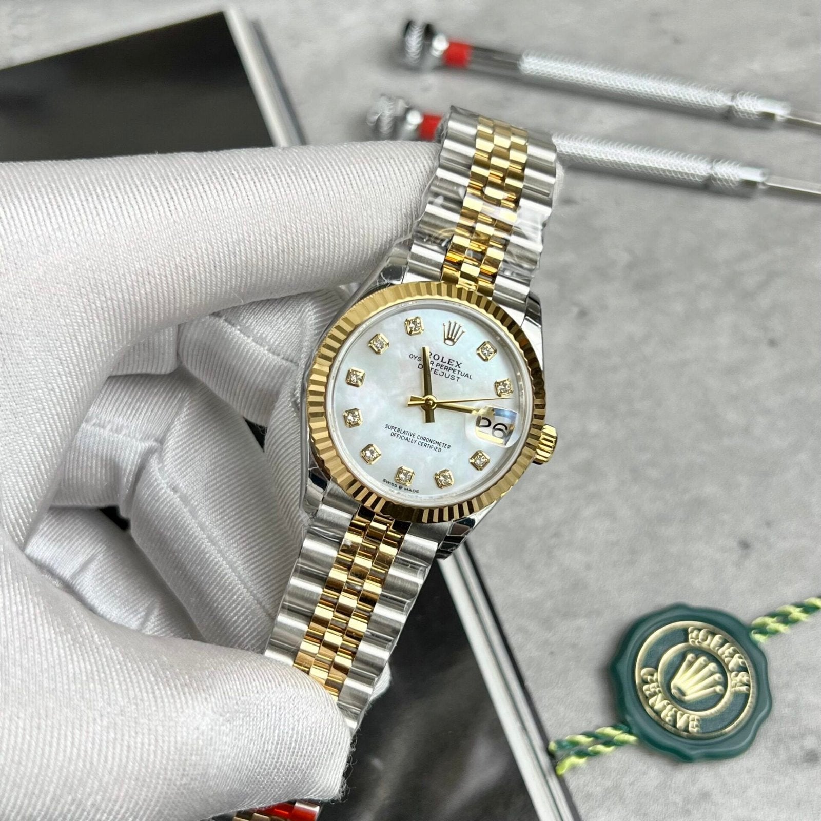 Rolex Watch Date Just Mother of Pearl Dial Demi Gold Dial 31mm