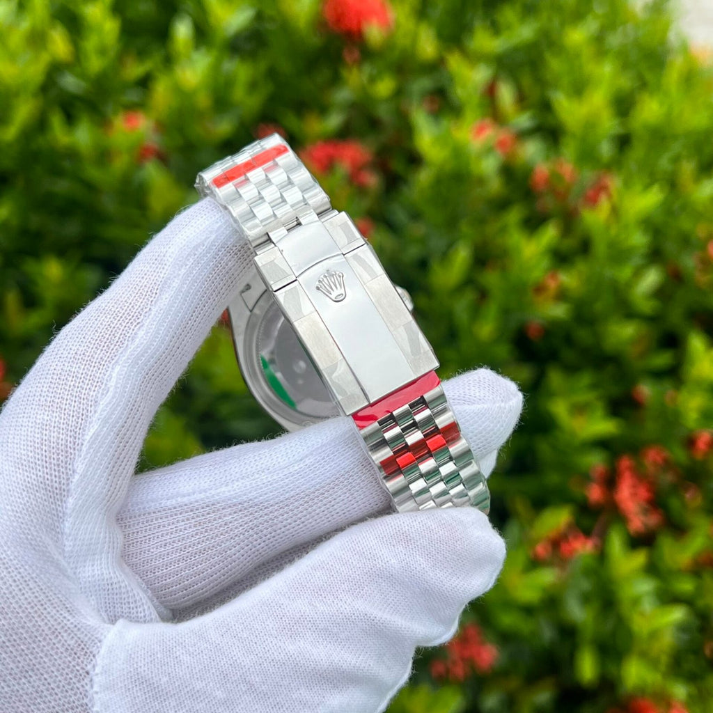 Rolex DateJust Blue Dial Watch Jubilee Strap 36mm