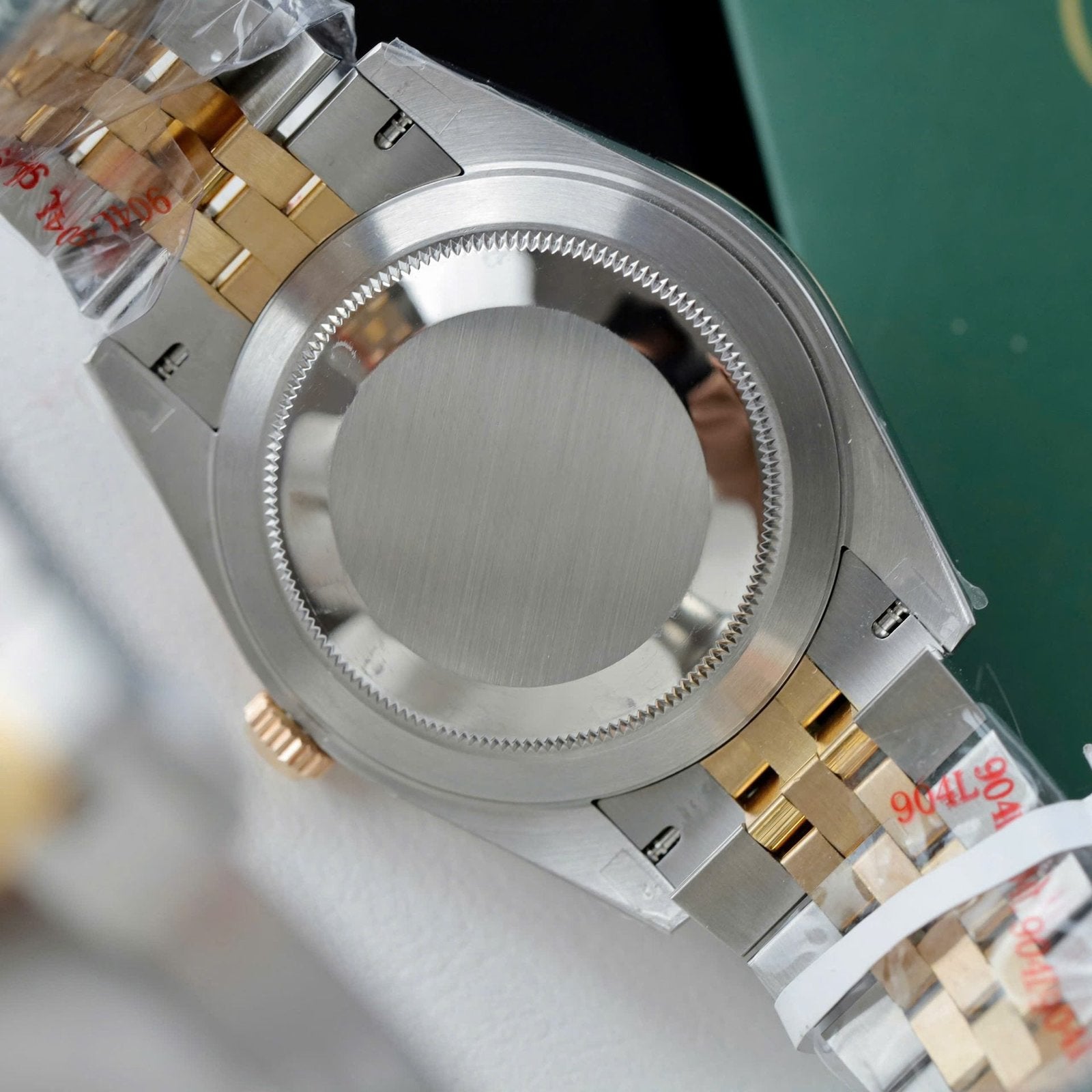 Rolex DateJust Men Good Watch 18K Gold Wrapped 41mm