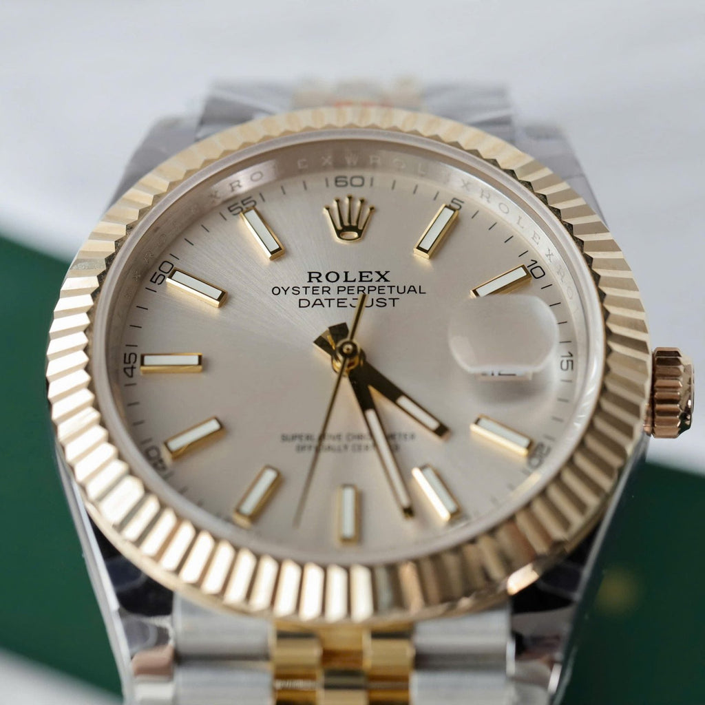 Rolex DateJust Men Good Watch 18K Gold Wrapped 41mm