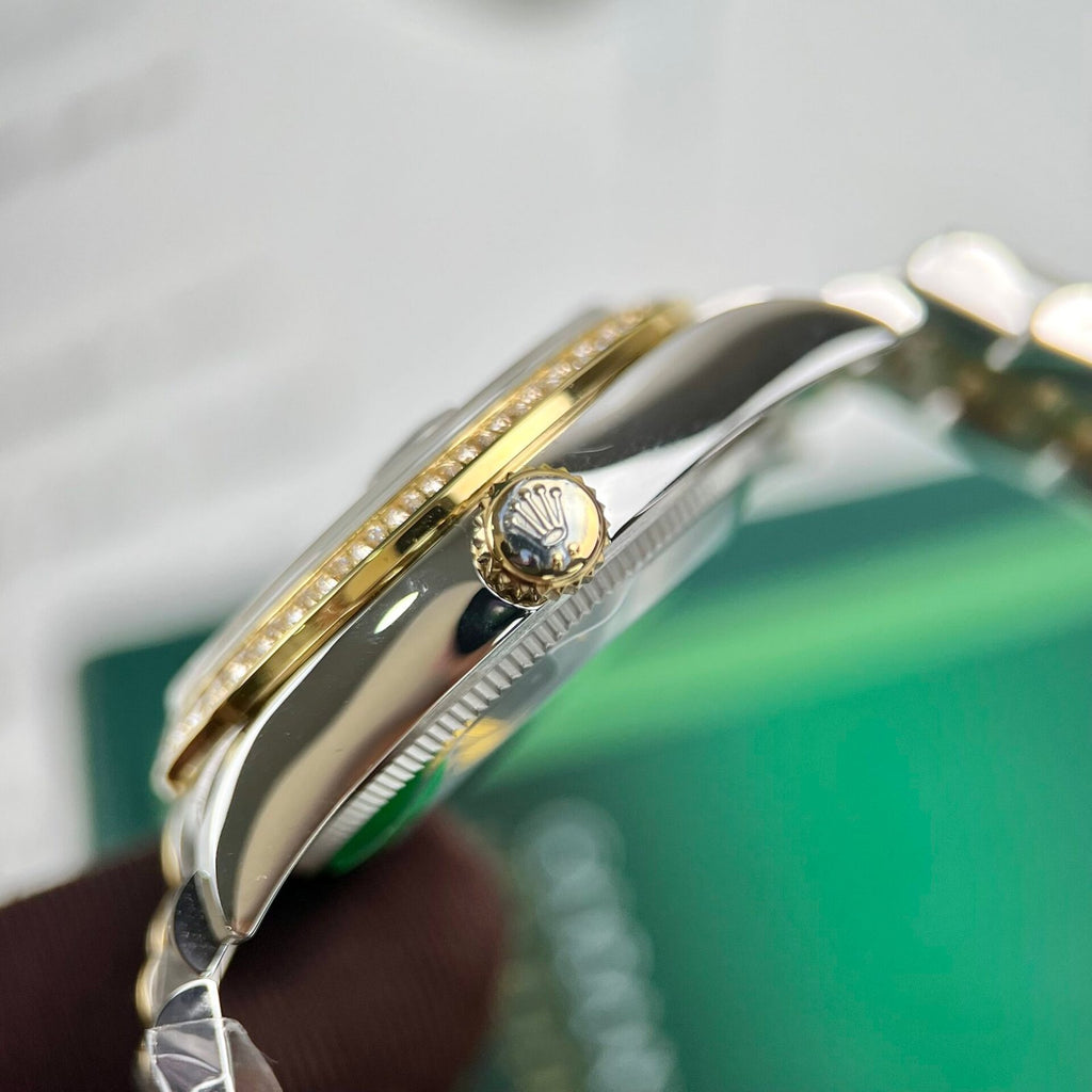 Rolex DateJust Women’s Watch With Stone Bezel 31mm