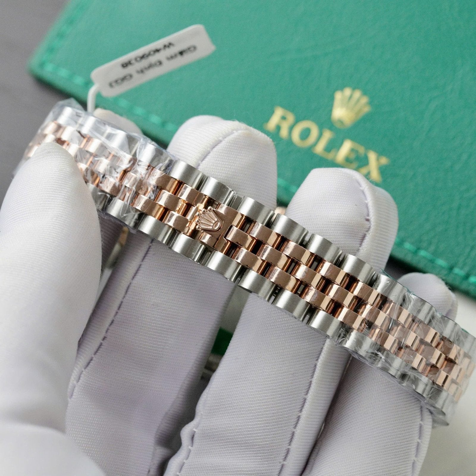 Rolex DateJust 11 Watch Dial Mother Of Pearl Moissanite Diamonds 31mm