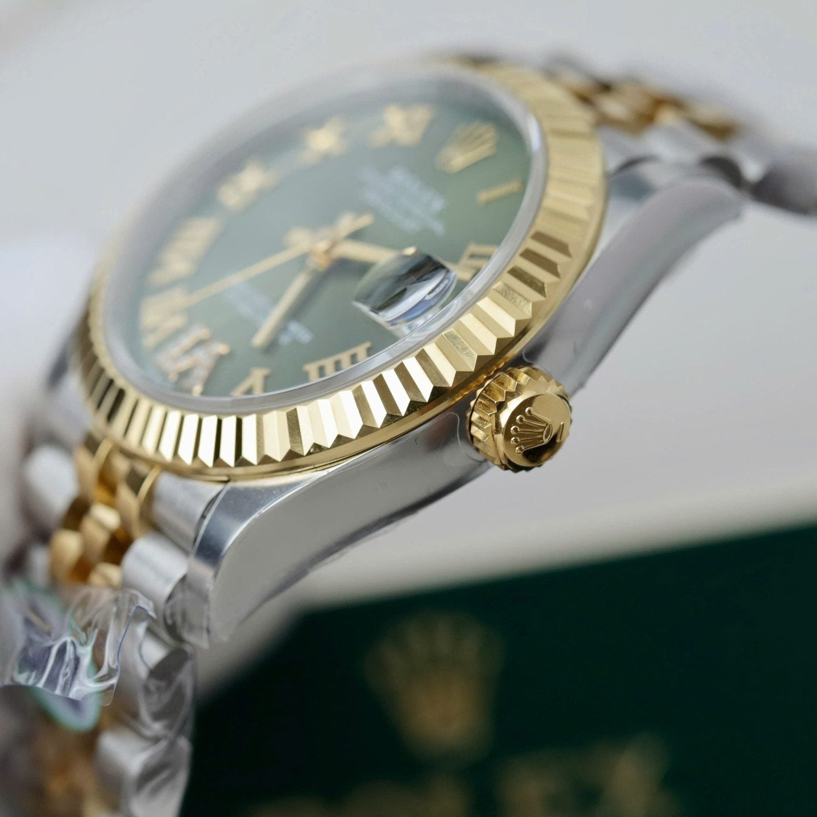 Rolex DateJust Watch Green Dial Jubilee Strap 31mm