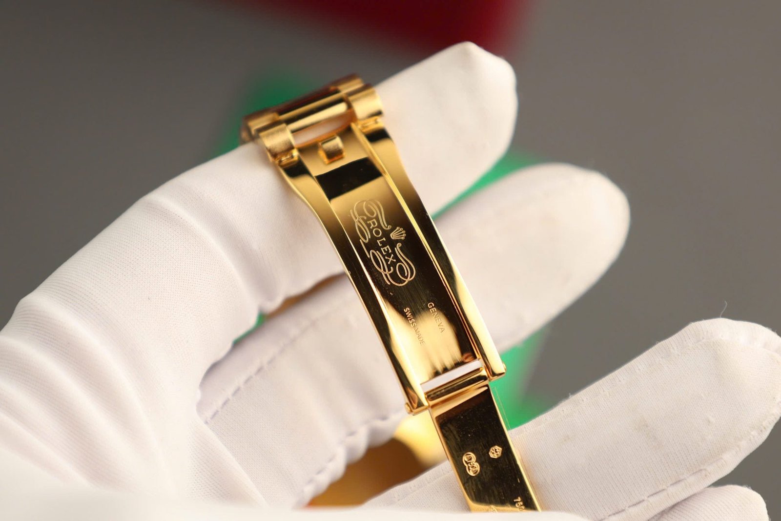 Rolex Day-Date Watch Dial Mother Of Pearl Gold Wrapped 36mm