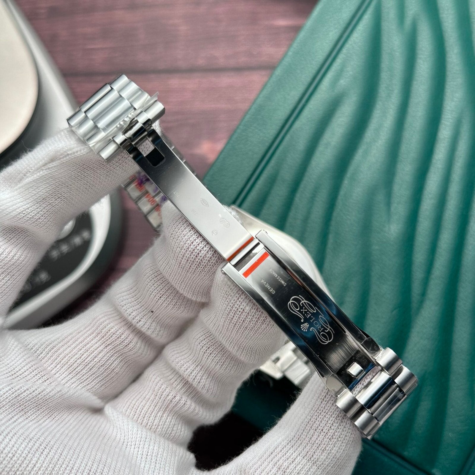 Rolex Day-Date 228236 Watch Green Dial 40mm