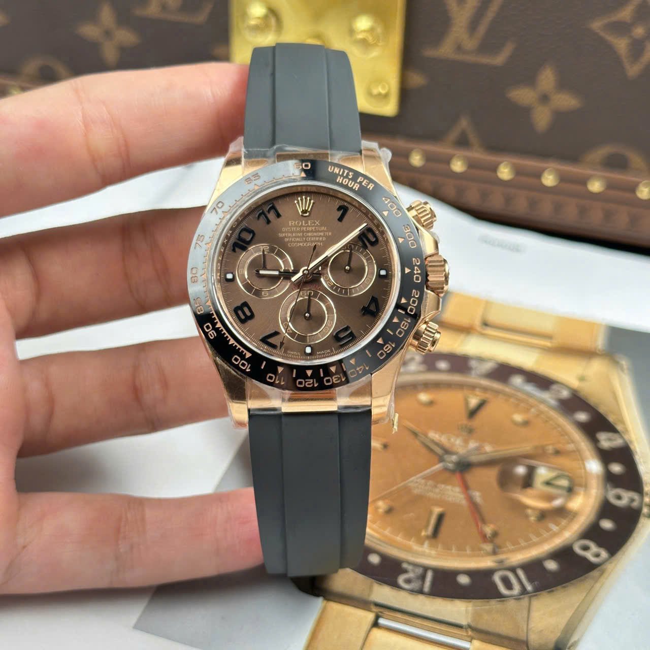 Rolex Daytona 116515LN Watch Chocolate Dial Oysterflex Strap 40mm