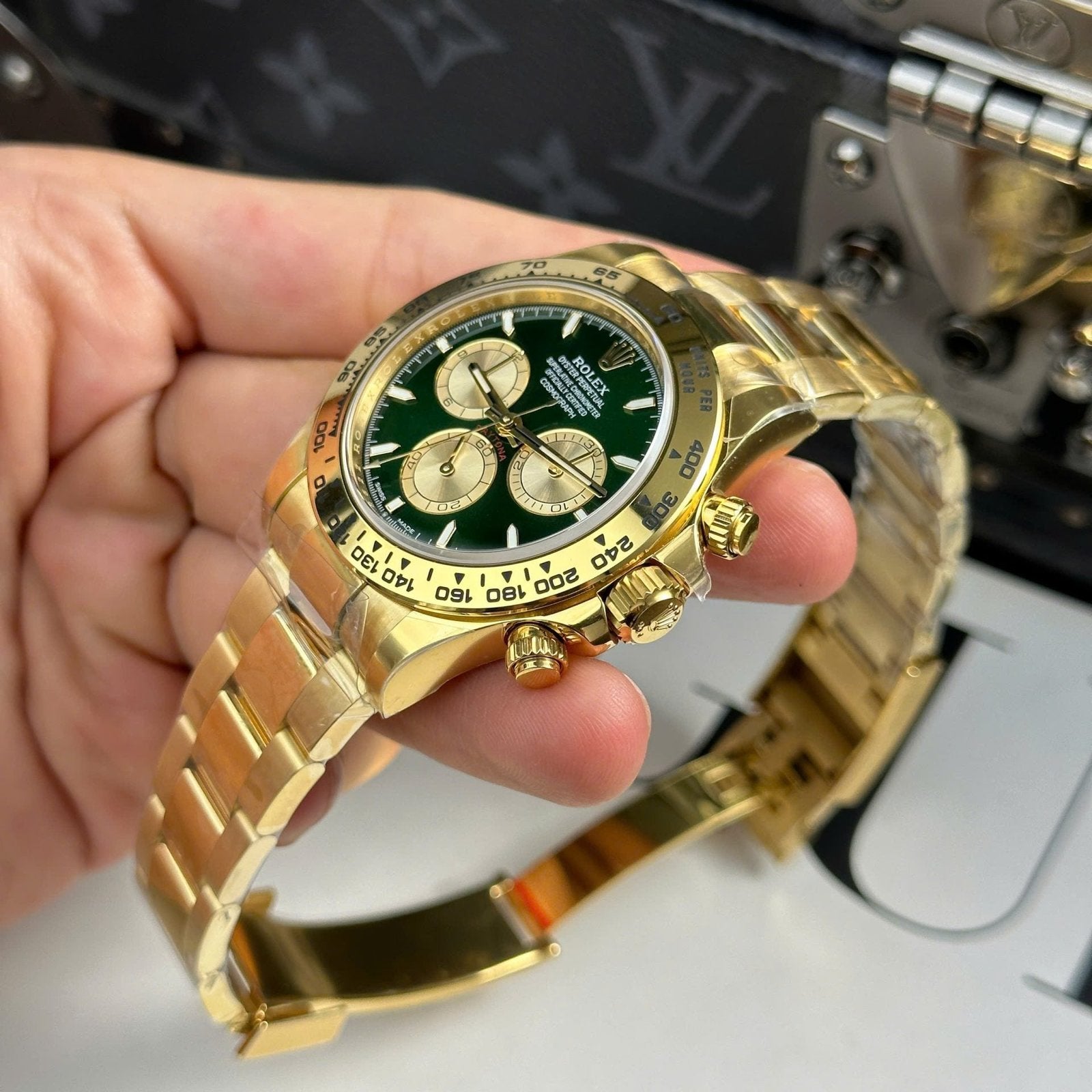 Rolex Daytona 126508 Dial Green Watch Oyter Strap 40mm
