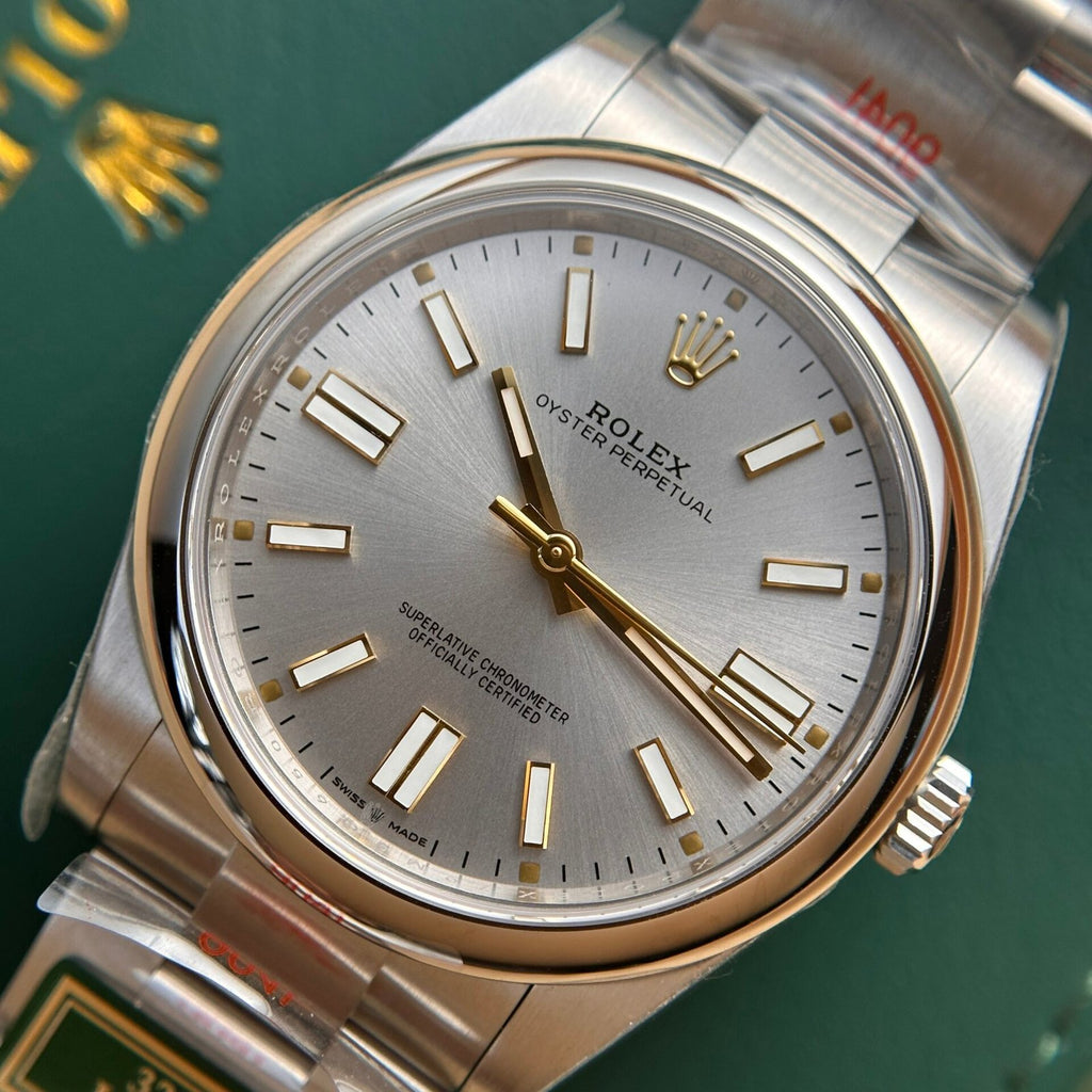 Rolex Oyster Perpetual 124300 Rhodium Dial Watch 41mm