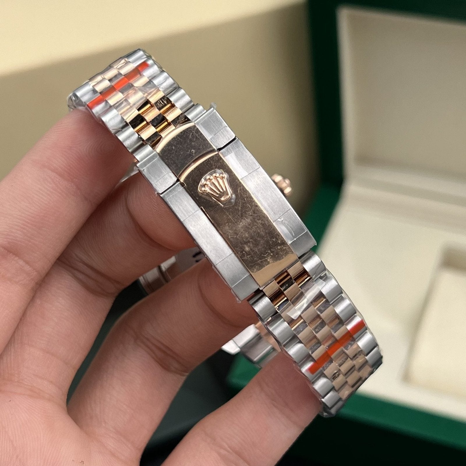 Rolex Watches Date Just Gold Wrapped Chocolate Dial 41mm
