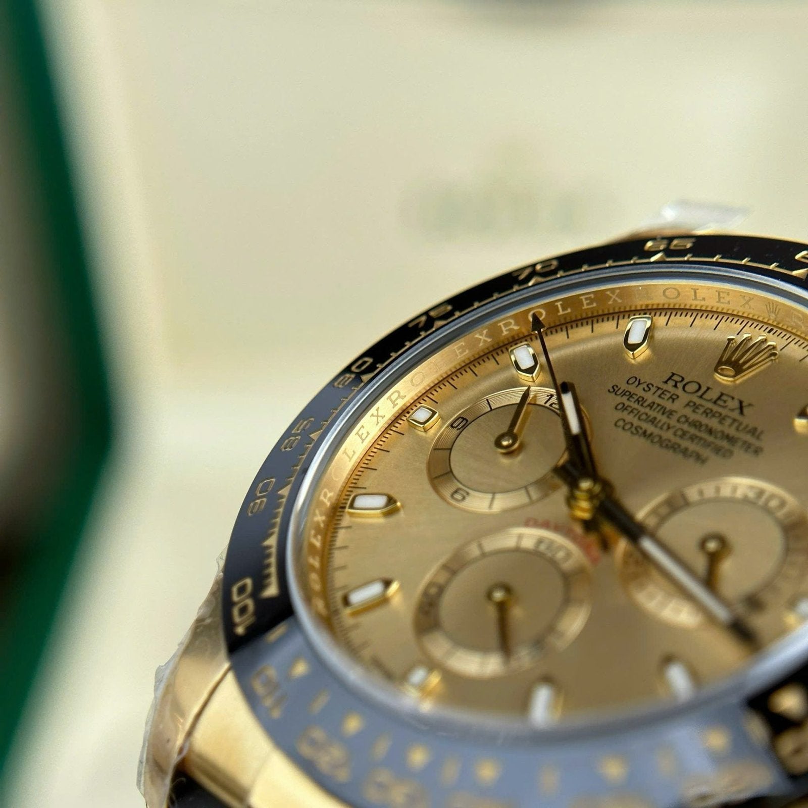Rolex Daytona 116518LN Watch Dial Yellow Champagne 40mm