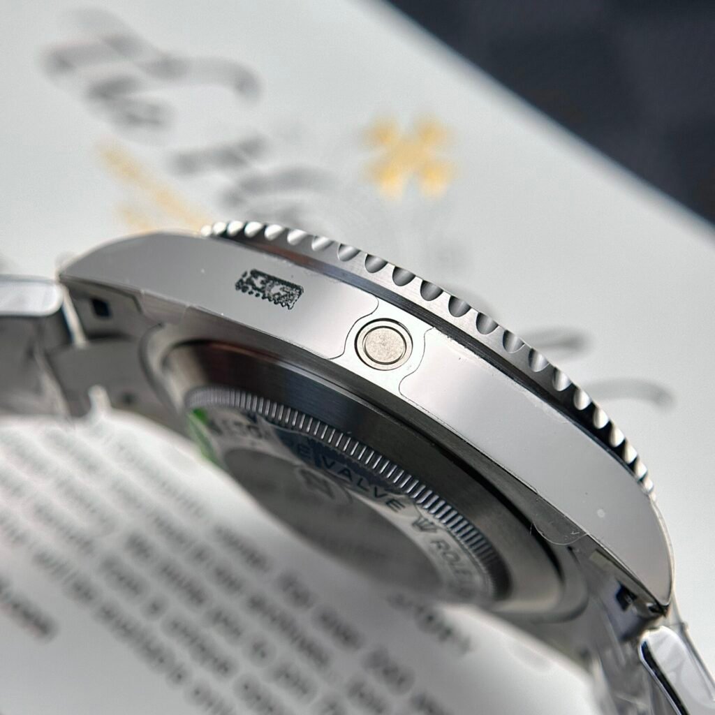 Rolex Watch Sea-Dweller 126600 Black Dial 43mm