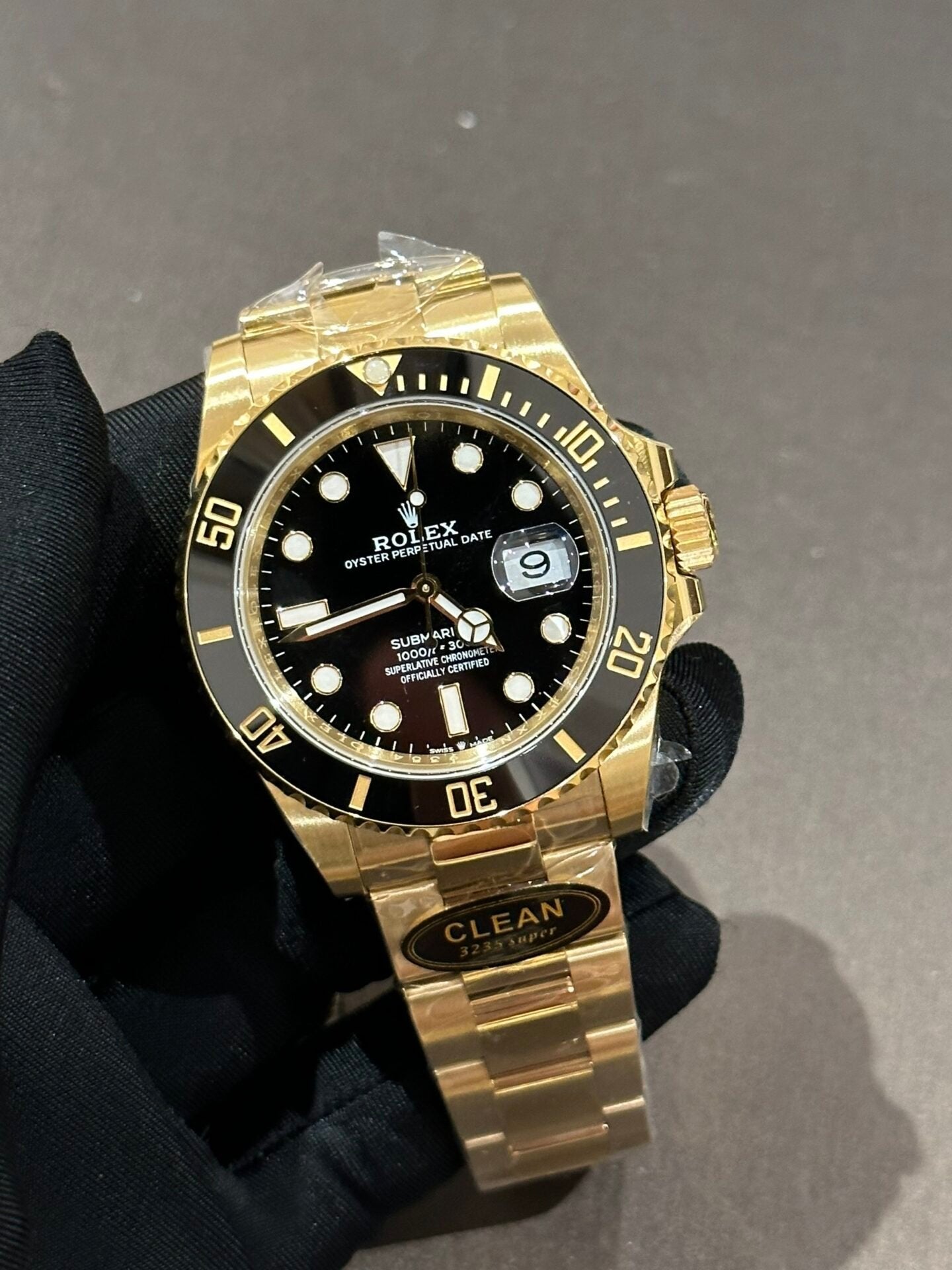 Rolex Submariner 116618LN Watch Black Dial 40mm