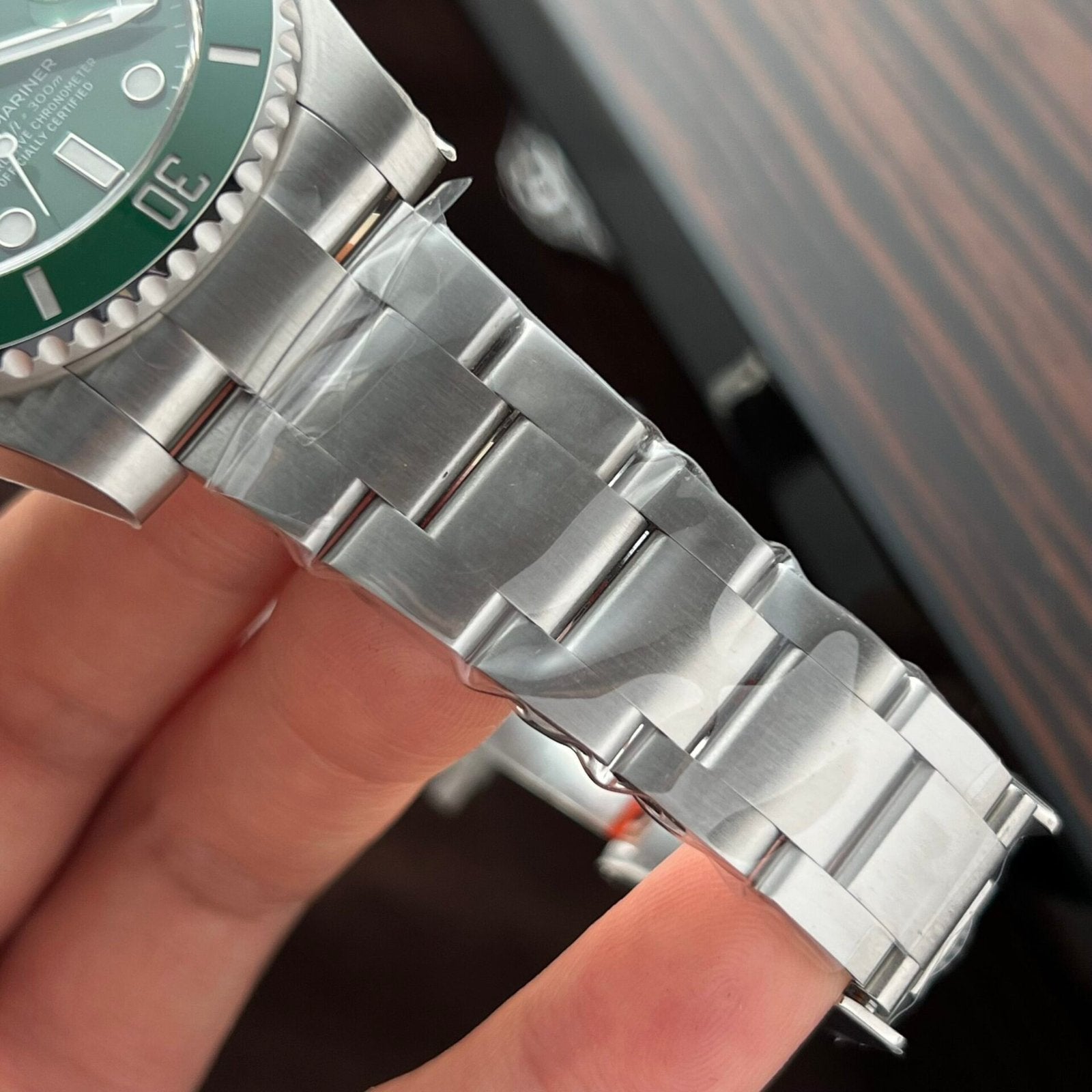 Rolex Submariner 116610LV Hulk Watch 40mm