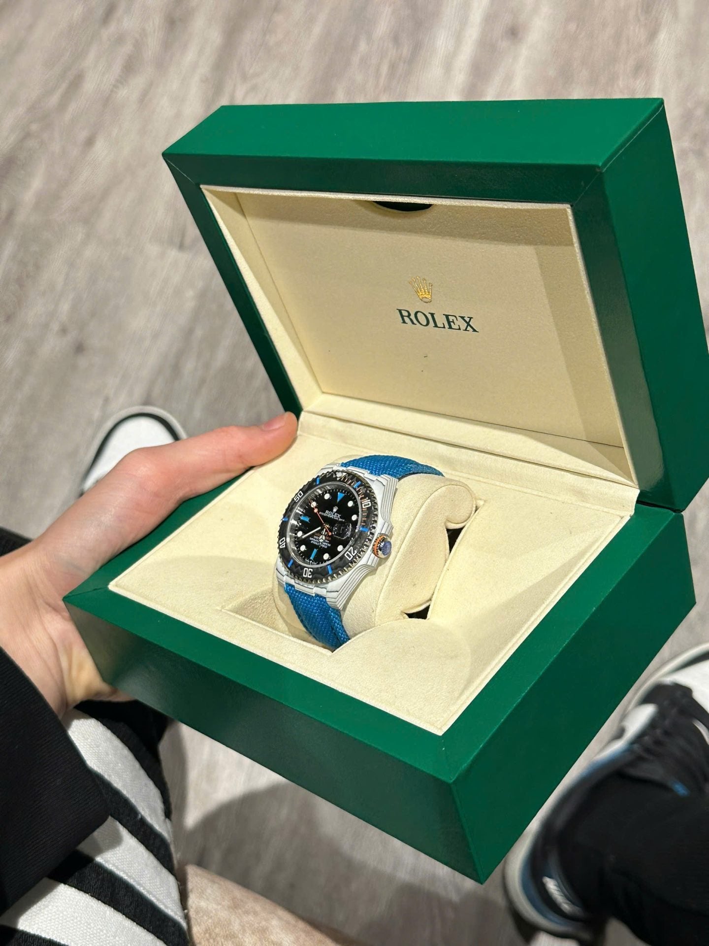 Rolex Submariner DIW Carbon Watch Black Dial 40mm