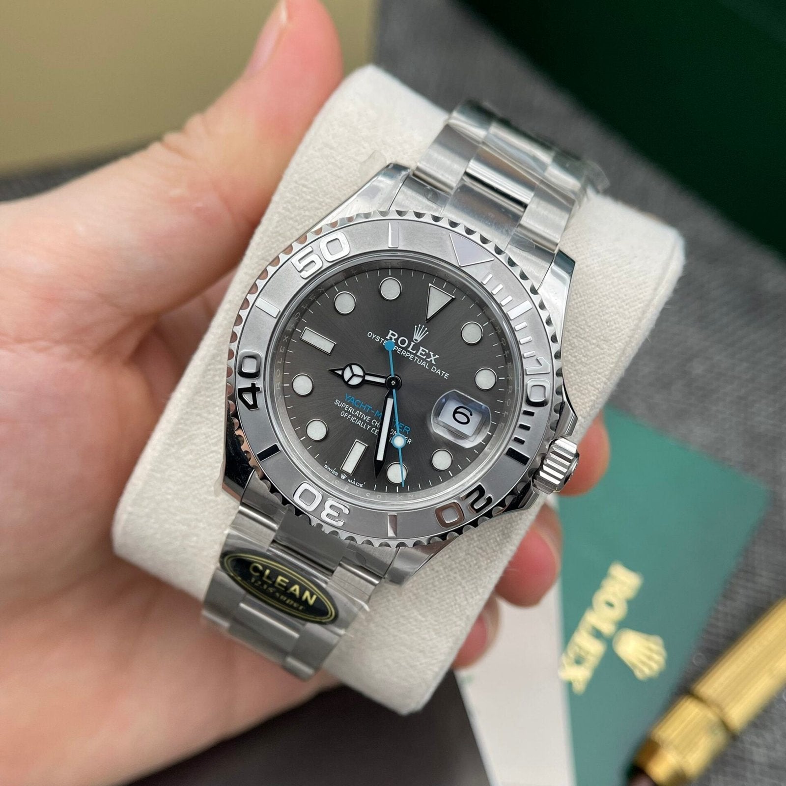 Rolex Yacht 116622  Watch Grey Dial 40mm