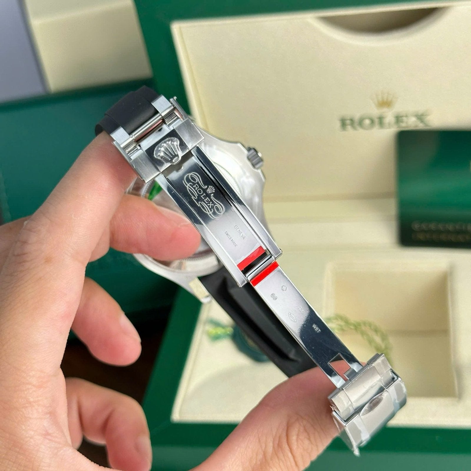 Rolex Yacht 226659 Watch 42mm