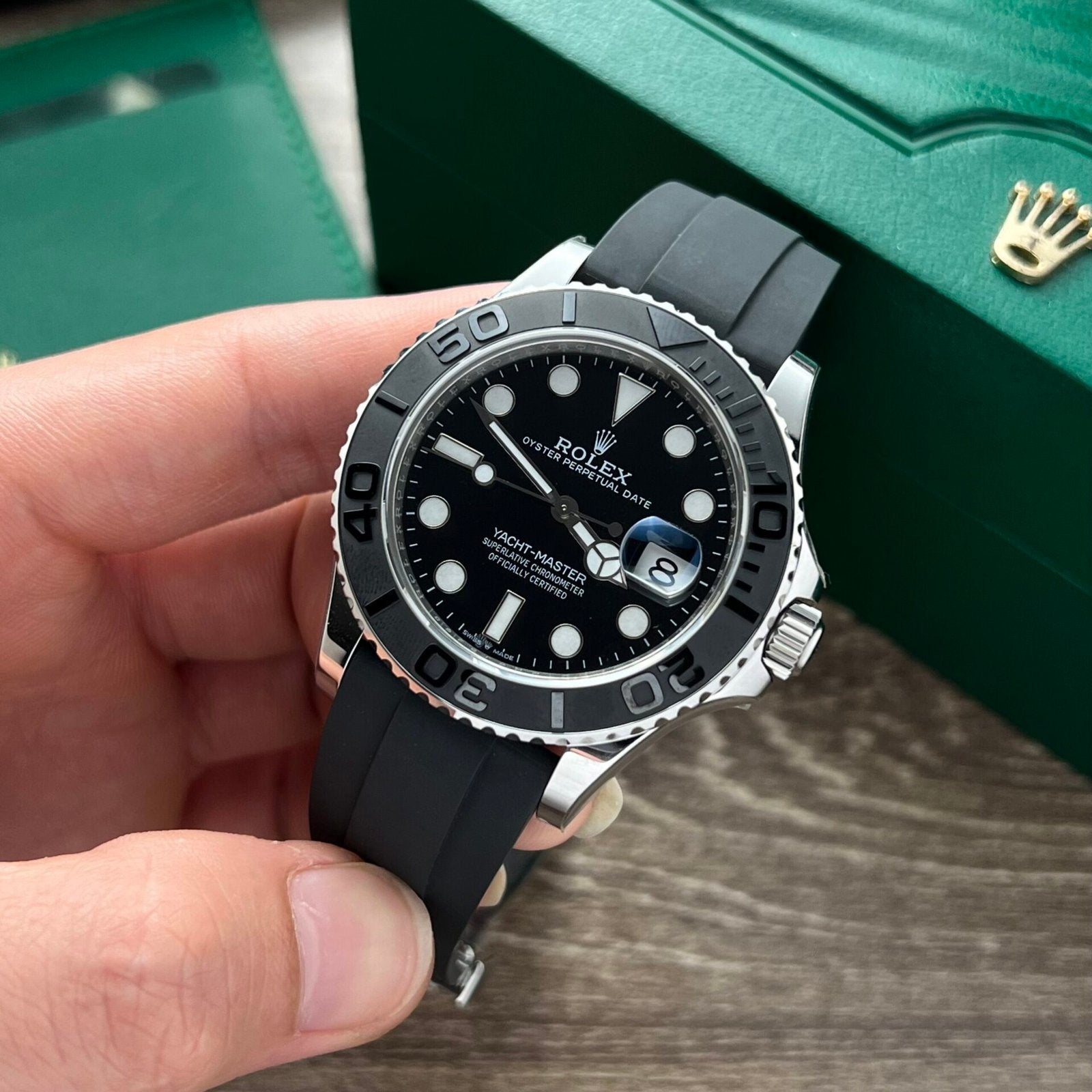 Rolex Yacht Black Dial Rubber Strap 40mm