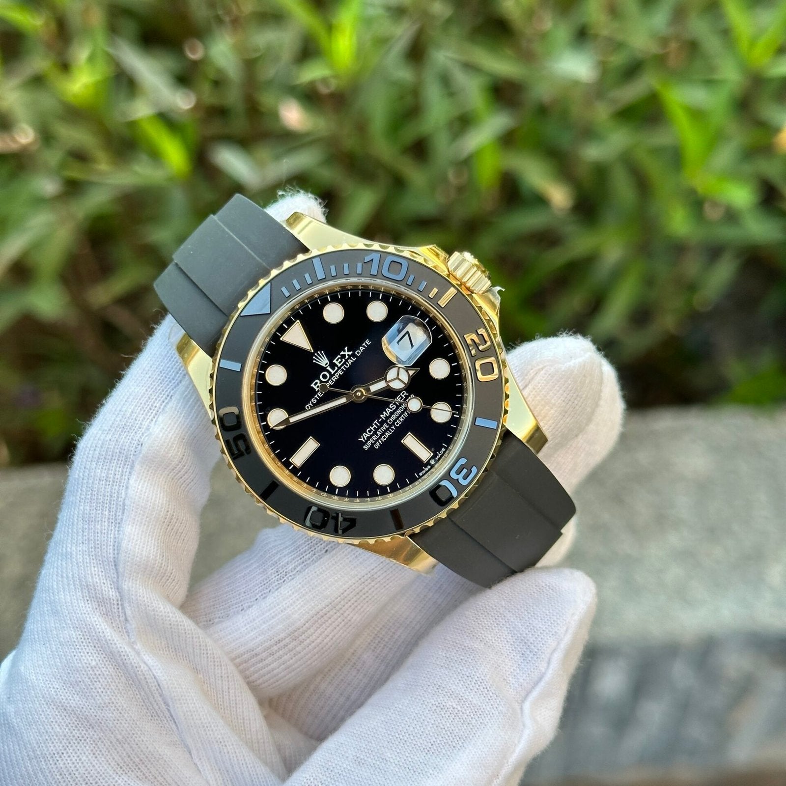 Rolex Yacht 226658 Yellow Gold Watch 42mm