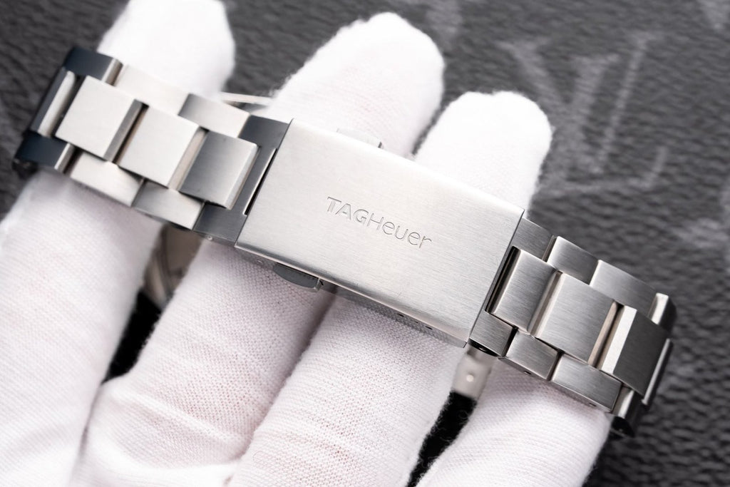 Tag Heuer Aquarace Watch Black Dial Metal Strap 41mm