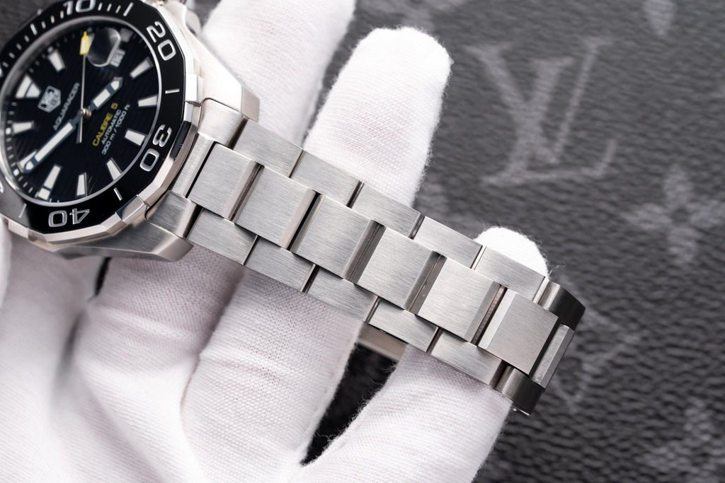 Tag Heuer Aquarace Watch Black Dial Metal Strap 41mm