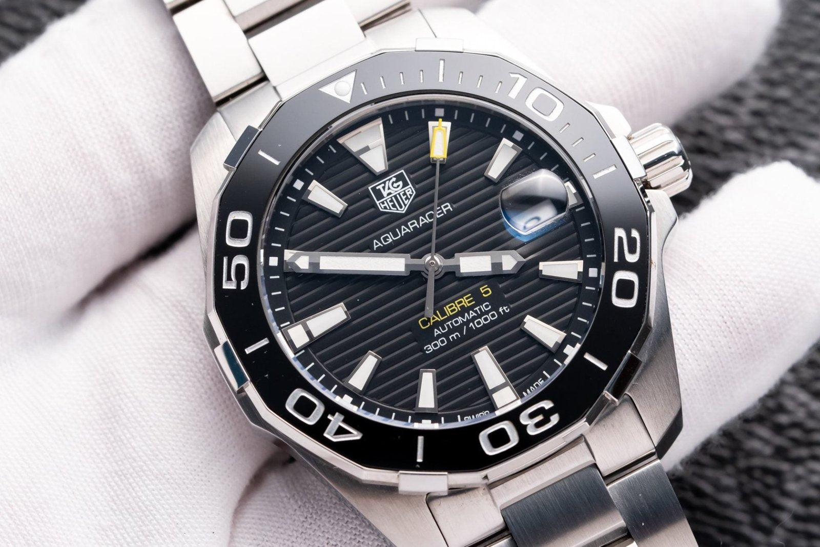 Tag Heuer Aquarace Watch Black Dial Metal Strap 41mm