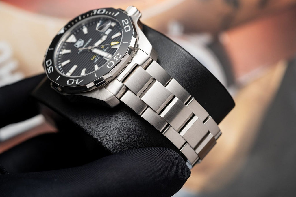 Tag Heuer Watch Aquarace Black Dial Motif Raye 43mm