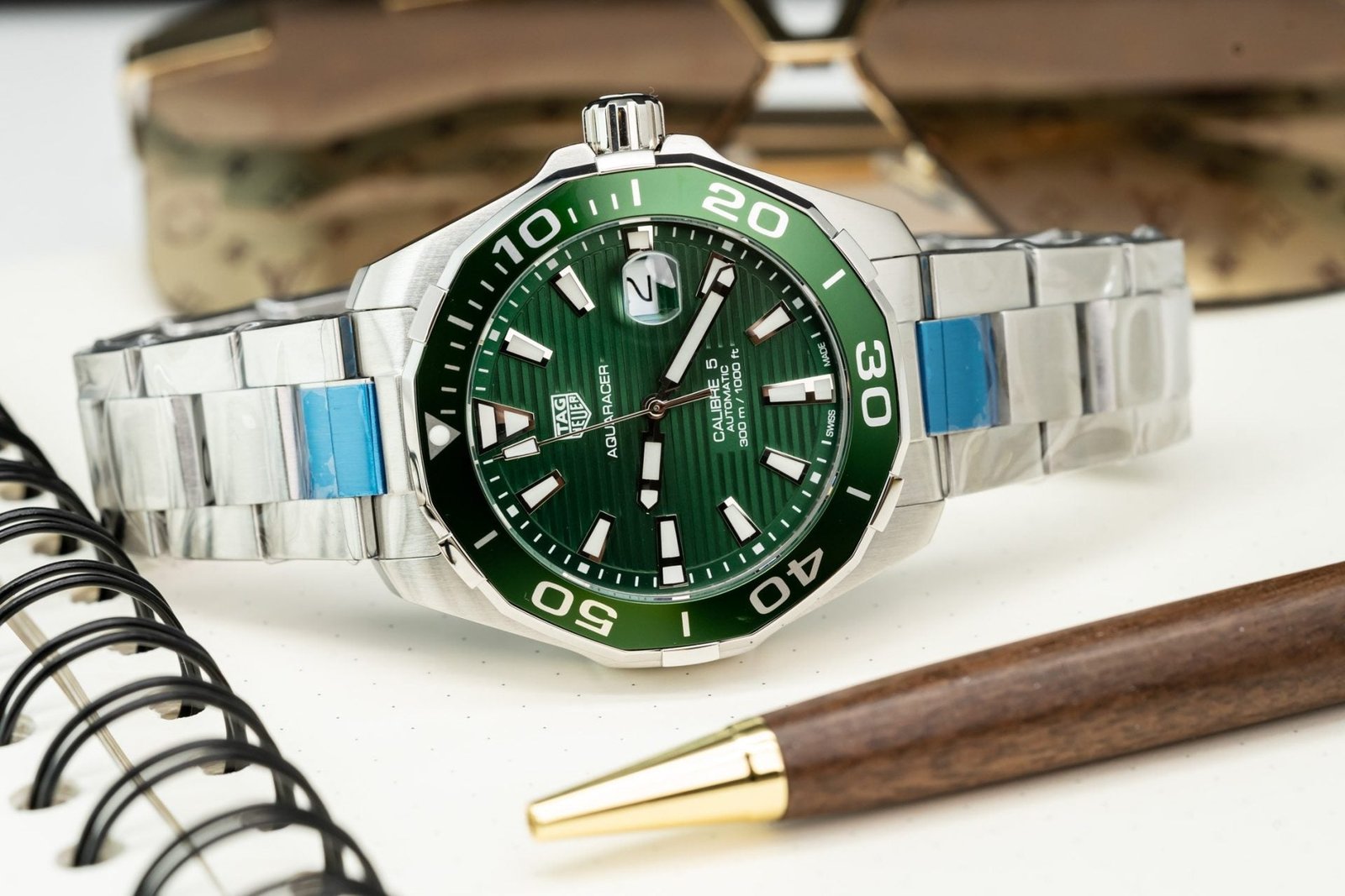 Tag Heuer Watch Aquaracer Green Dial Metal Wire 43mm