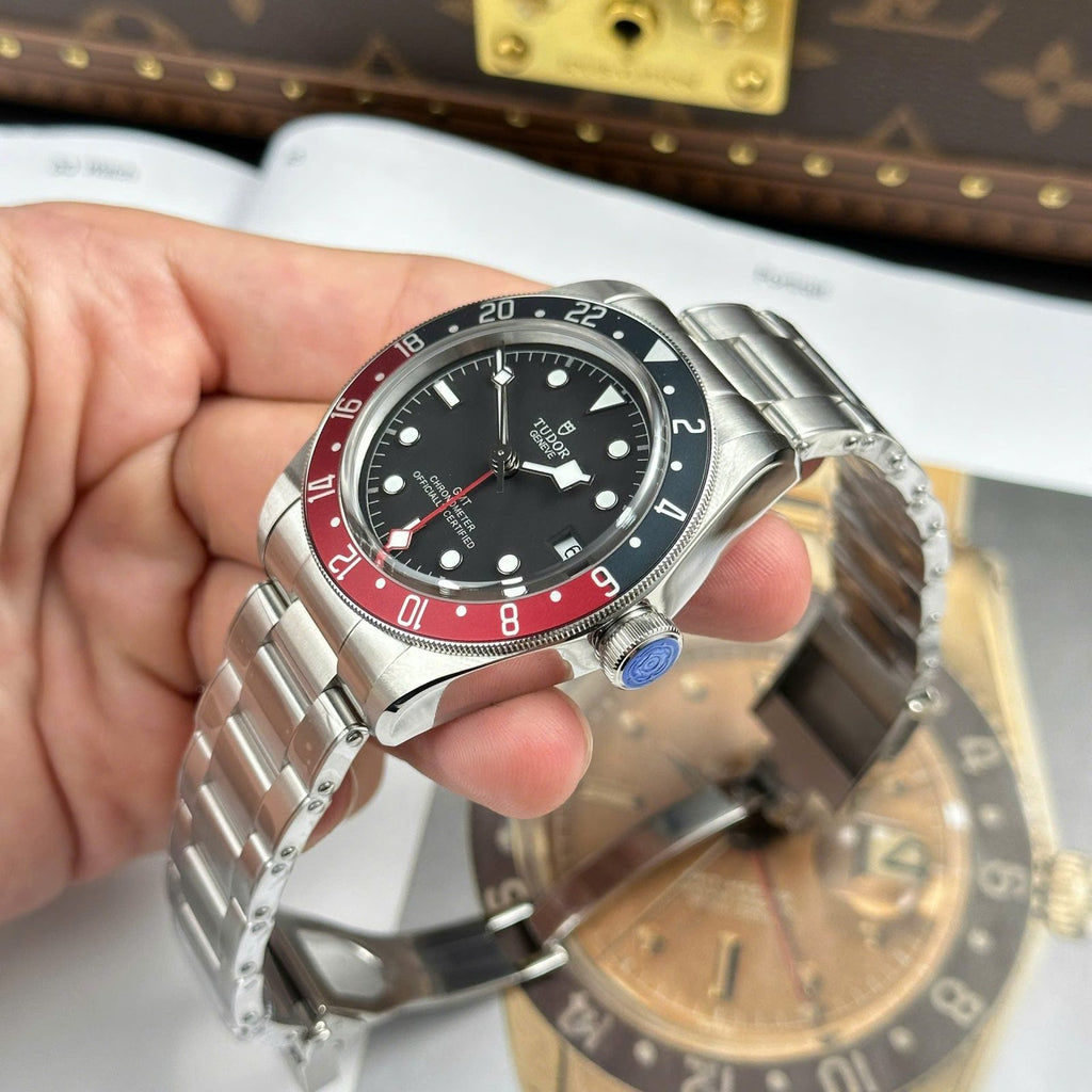 Tudor Black Bay GMT M79830RB Watch 41mm