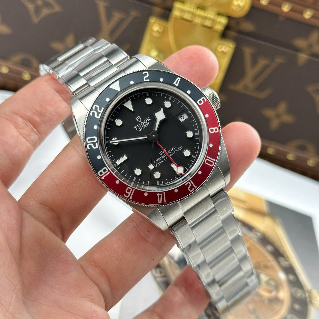 Tudor Black Bay GMT M79830RB Watch 41mm