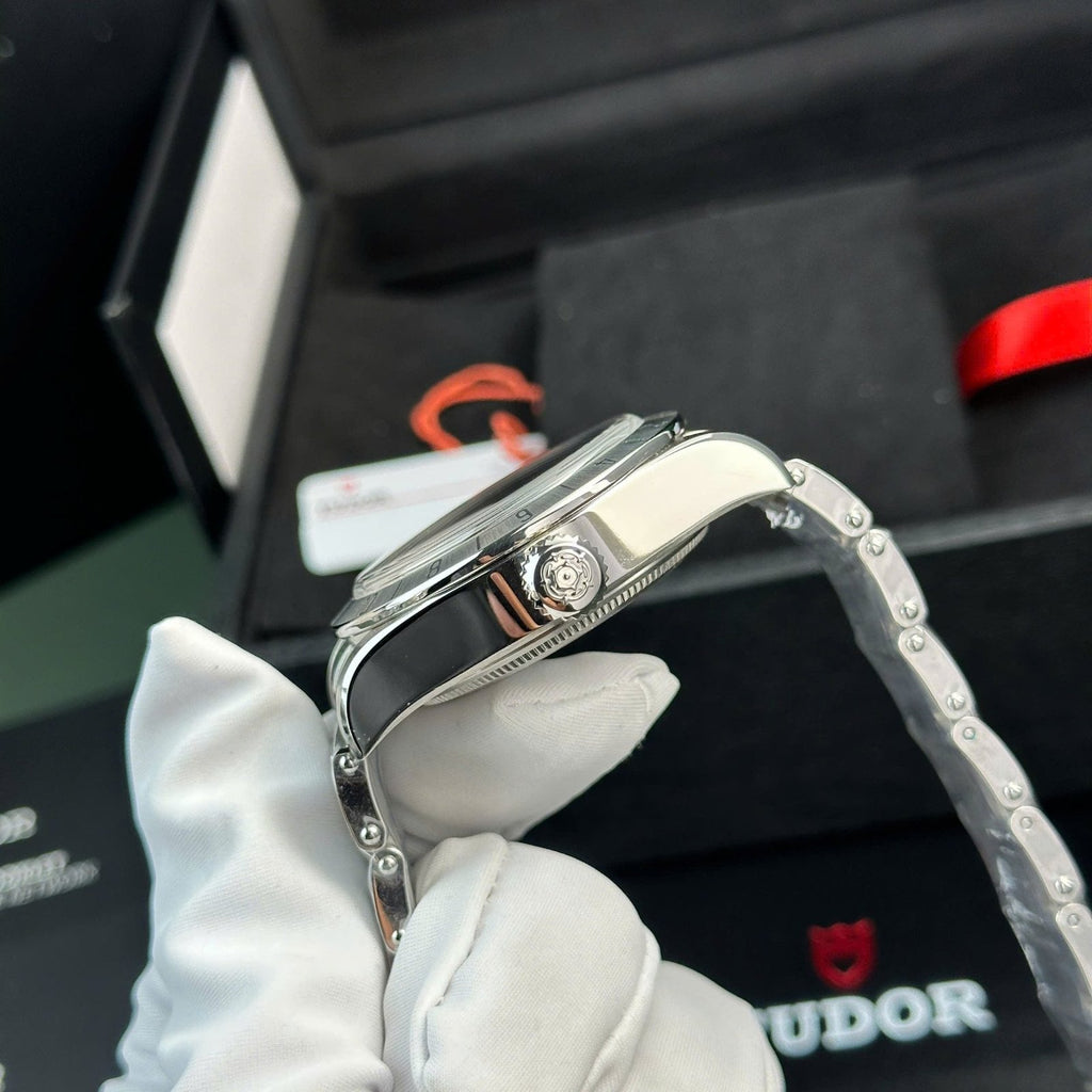 Tudor Watch Black Bay Pro M79470 Black Dial 39mm