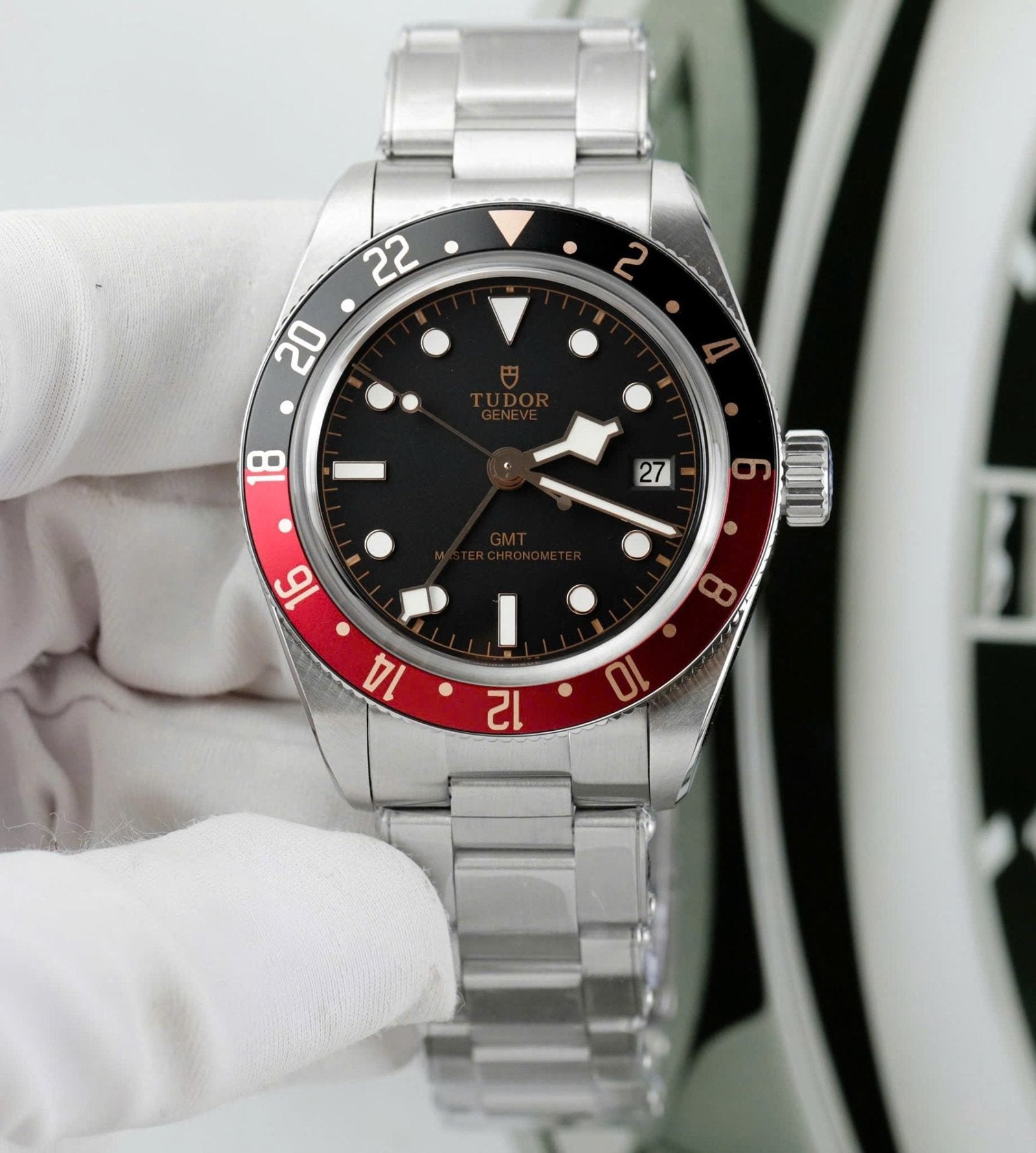 Tudor Watch Black Bay GMT Men’s Black Dial Metal Strap 39mm
