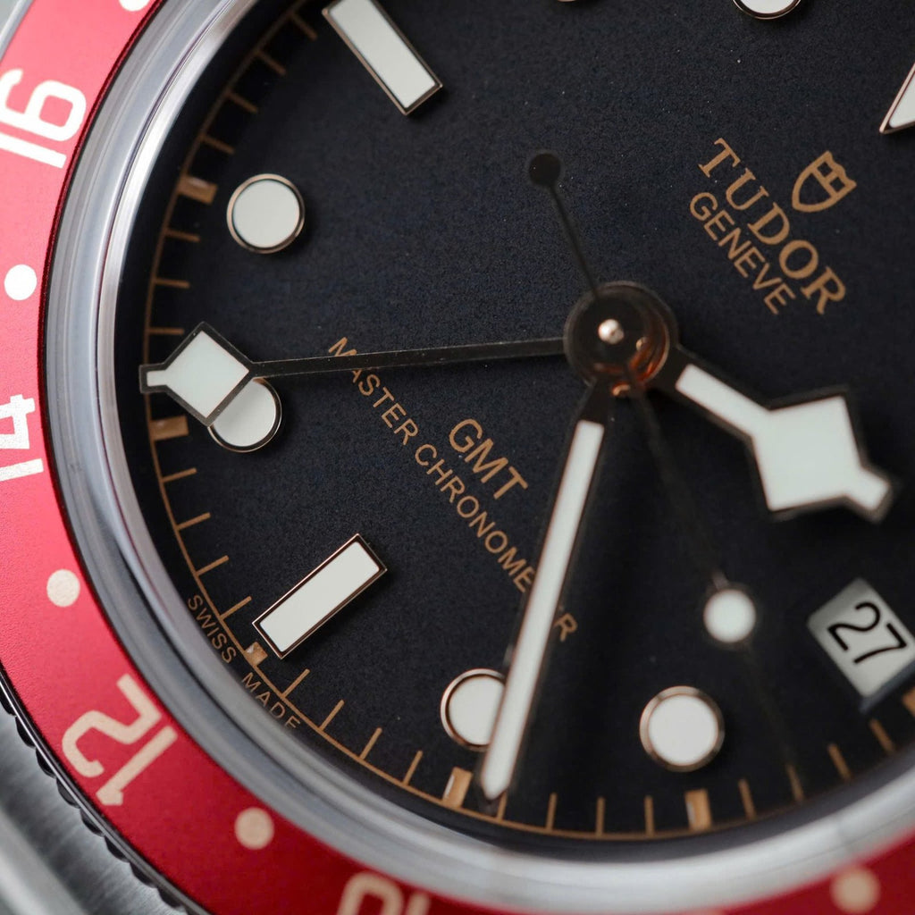 Tudor Watch Black Bay GMT Men’s Black Dial Metal Strap 39mm