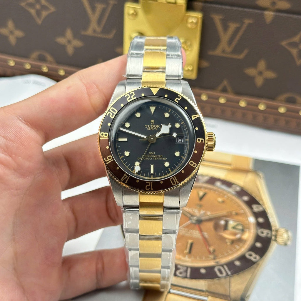 Tudor Watch Black Bay GMT S&amp;G M79833MN Black Dial Metal Strap 41mm