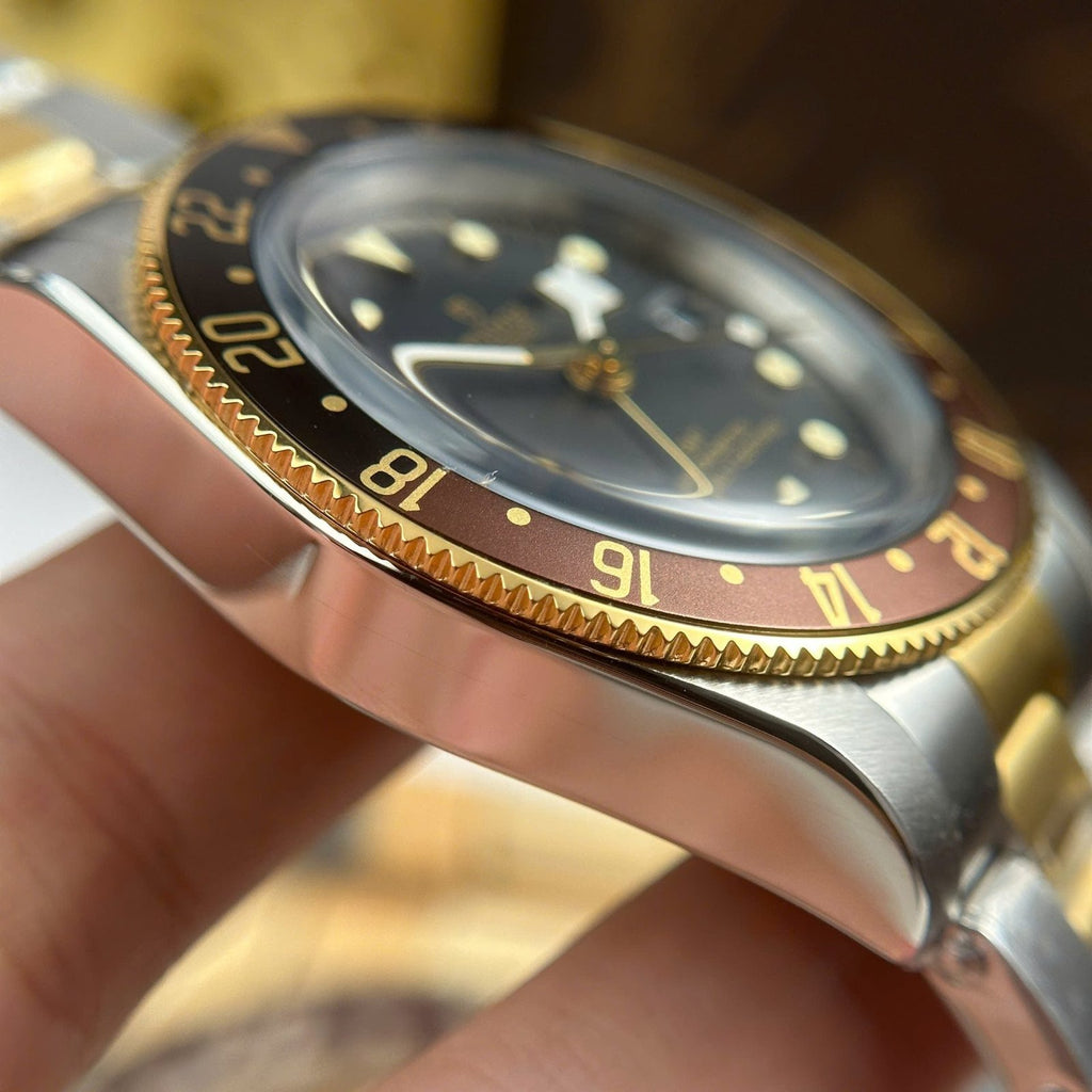 Tudor Watch Black Bay GMT S&amp;G M79833MN Black Dial Metal Strap 41mm