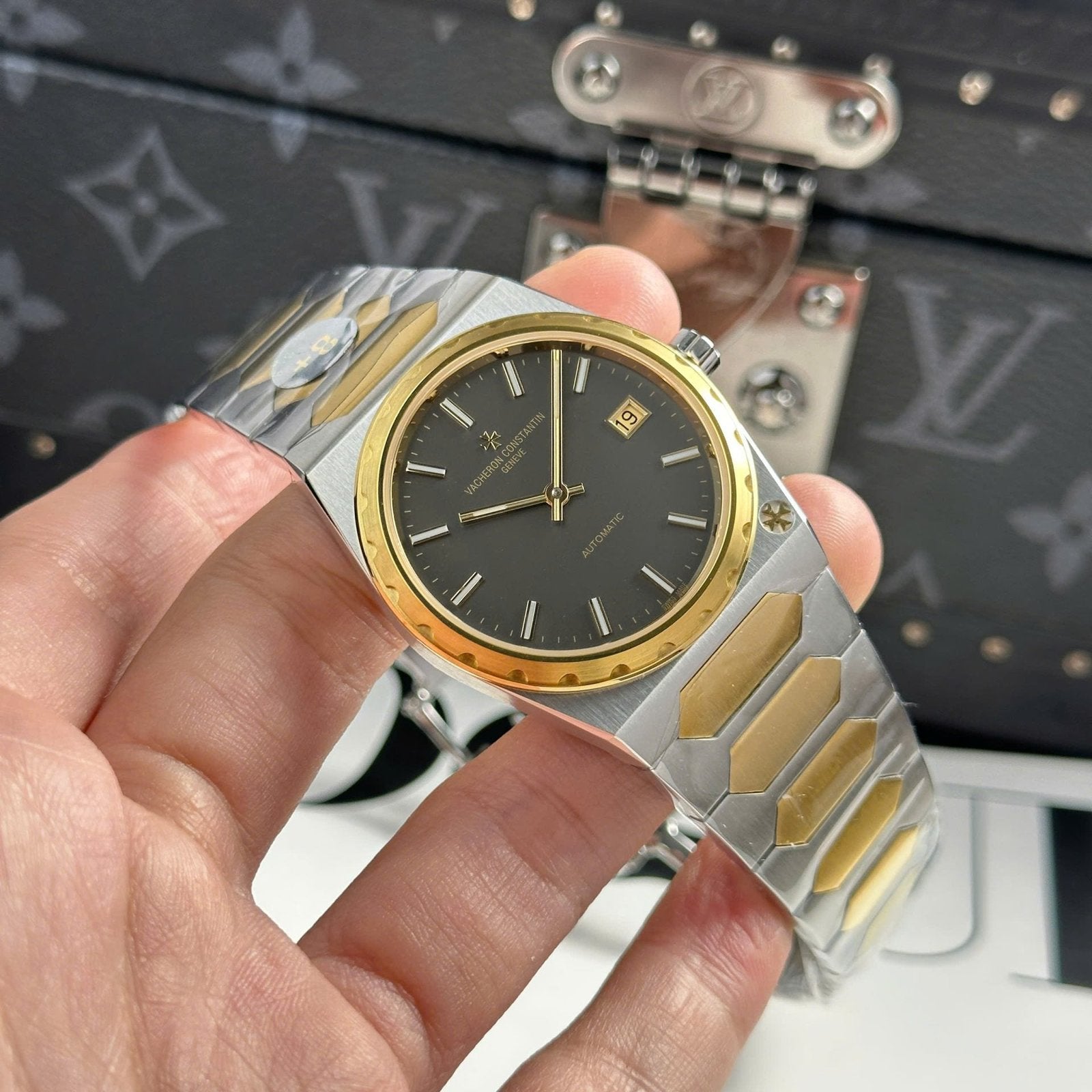 Vacheron Constantin Watch Historiques 222 Yellow Demi 37mm