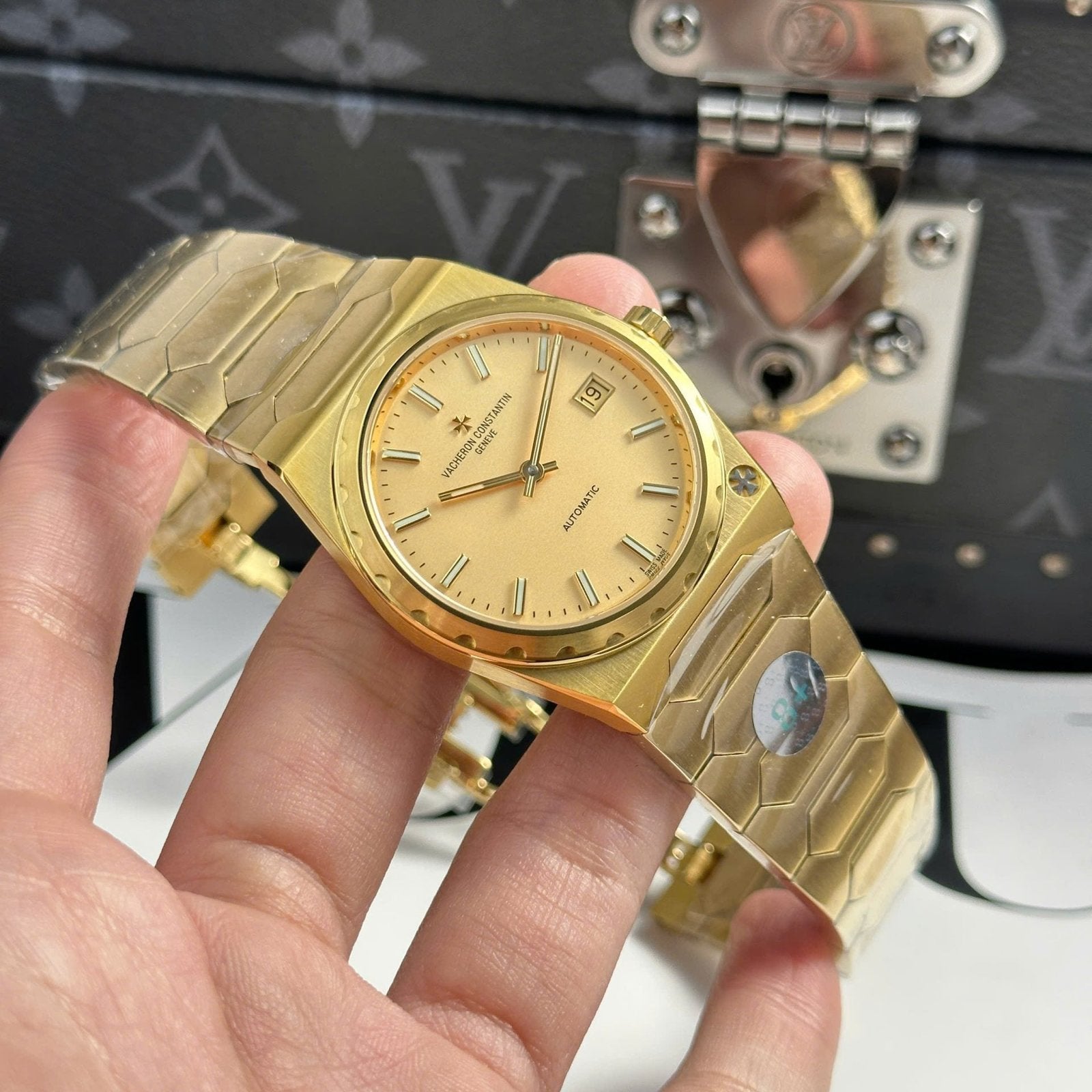Vacheron Constantin Historiques 222 Watch Yellow 37mm