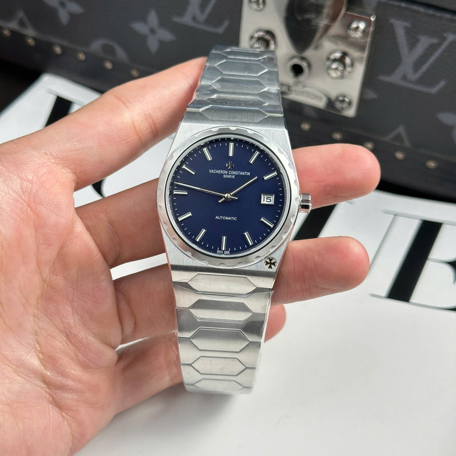 Vacheron Constantin Historiques 222 Watch Dial Blue 37mm
