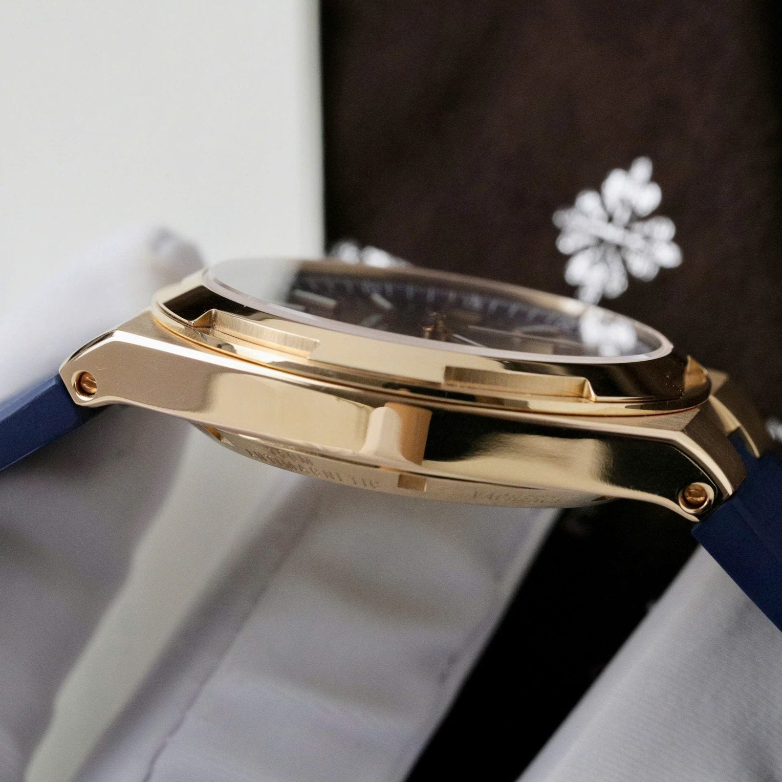 Vacheron Constantin Overseas 4500V Dial Blue Watch Gold Wrapped 41mm