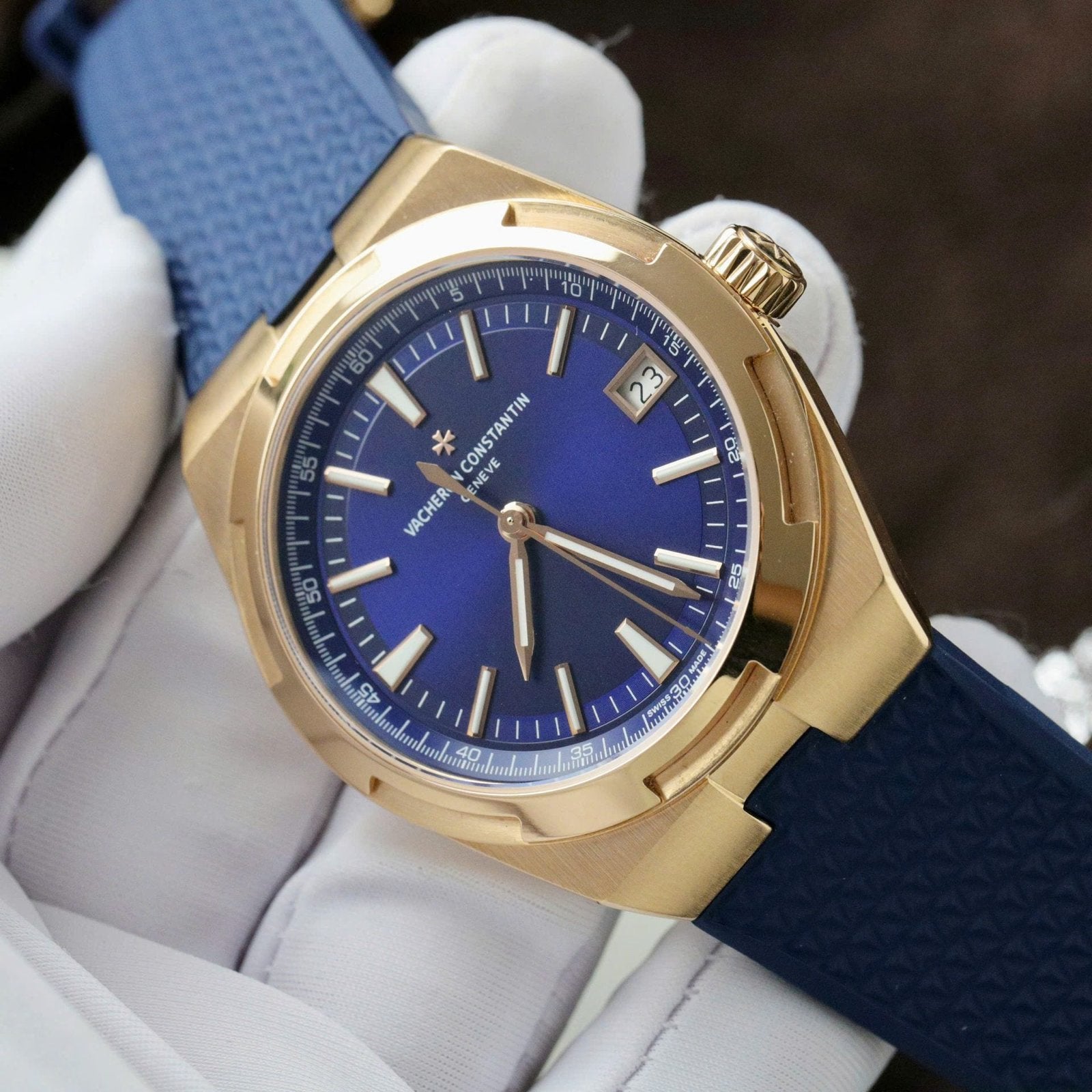 Vacheron Constantin Overseas 4500V Dial Blue Watch Gold Wrapped 41mm