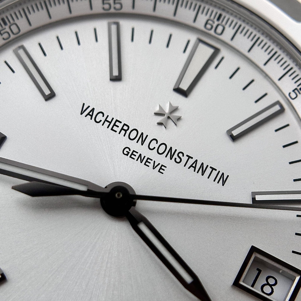 Vacheron Constantin Overseas 4500V Watch Silver Dial 41mm