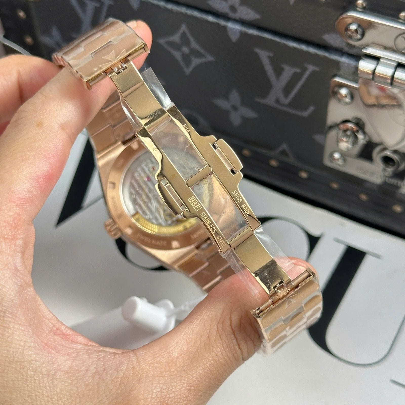 Vacheron Constantin 6000V Tourbillon Watch 42.5mm