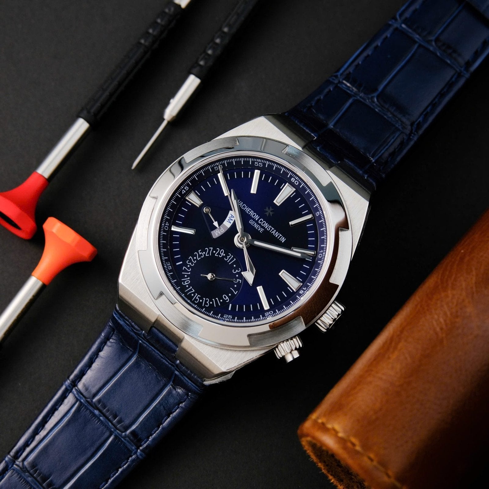 Vacheron Constantin Overseas Dual Time 7900V Watch Blue Dial 41mm