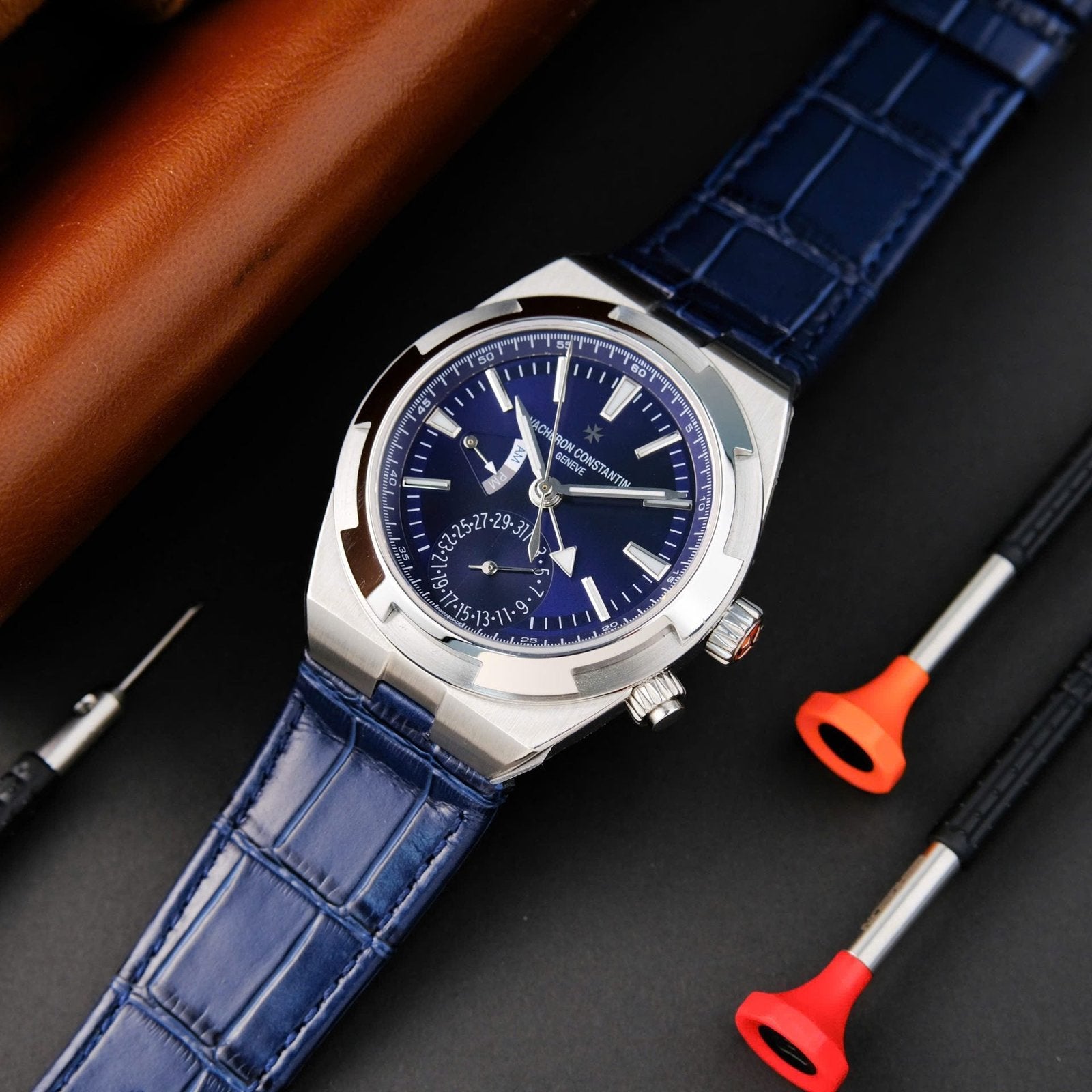 Vacheron Constantin Overseas Dual Time 7900V Watch Blue Dial 41mm