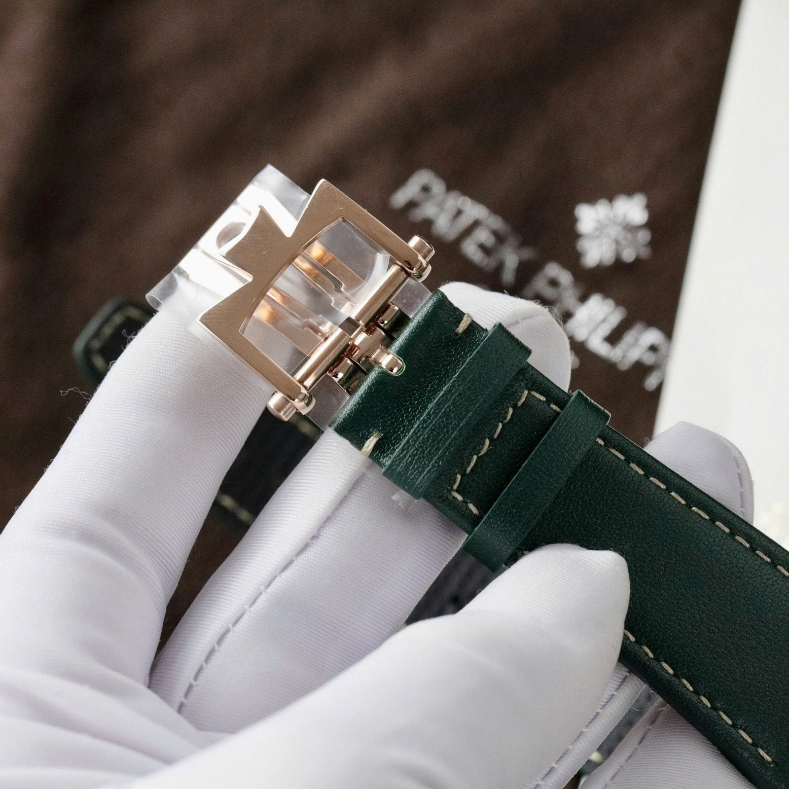 Vacheron Constantin Overseas Dual Time 7900V Watch Green 41mm