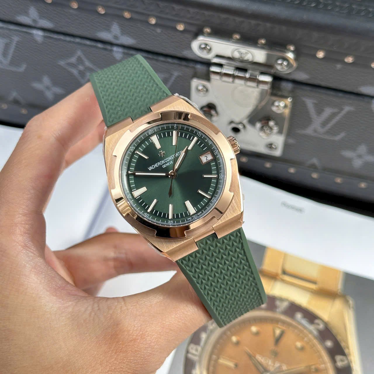 Vacheron Constantin Watch 4500V Green Dial Rubber Strap 41mm