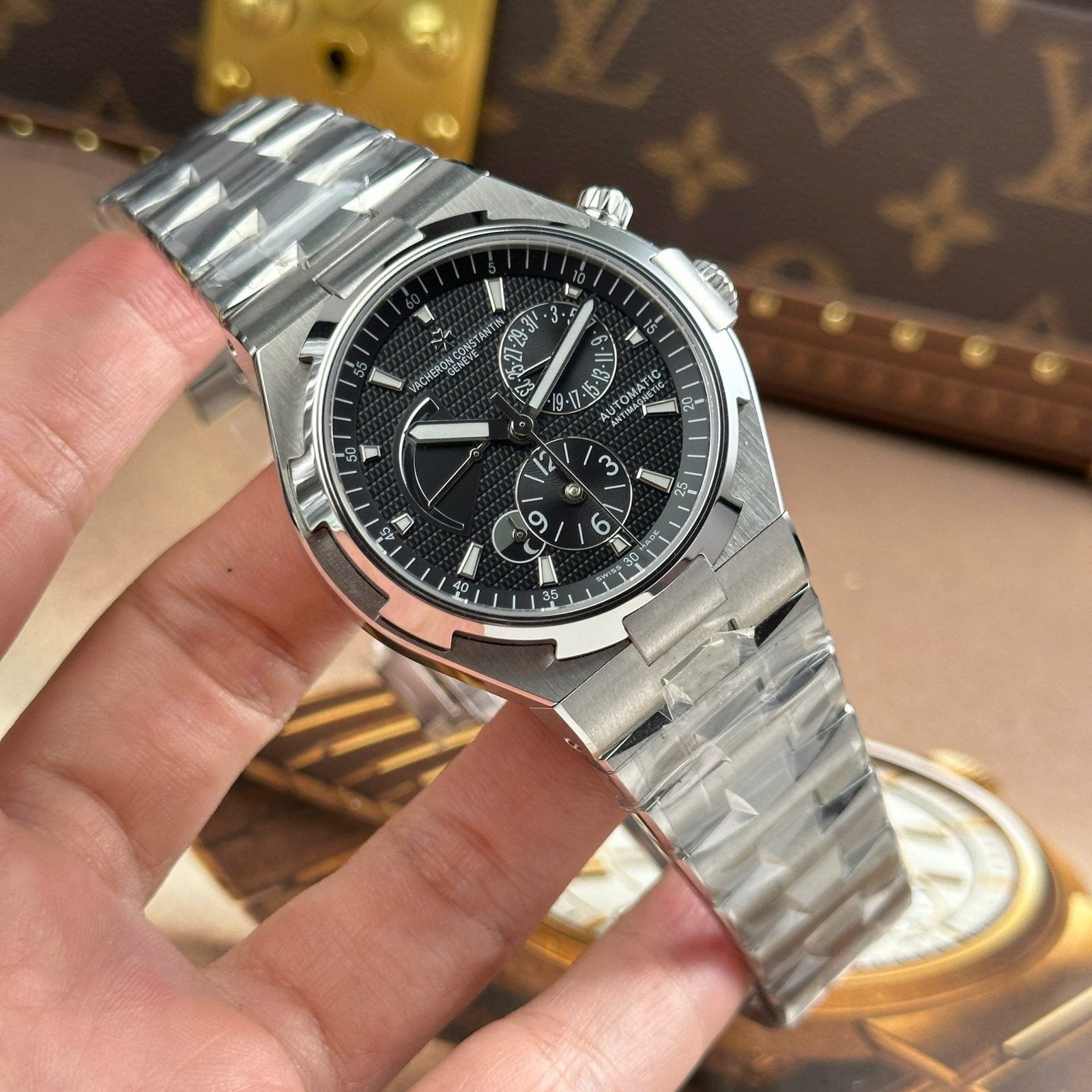 Vacheron Constantin Watch Dual Time 47450 Black Dial 42mm