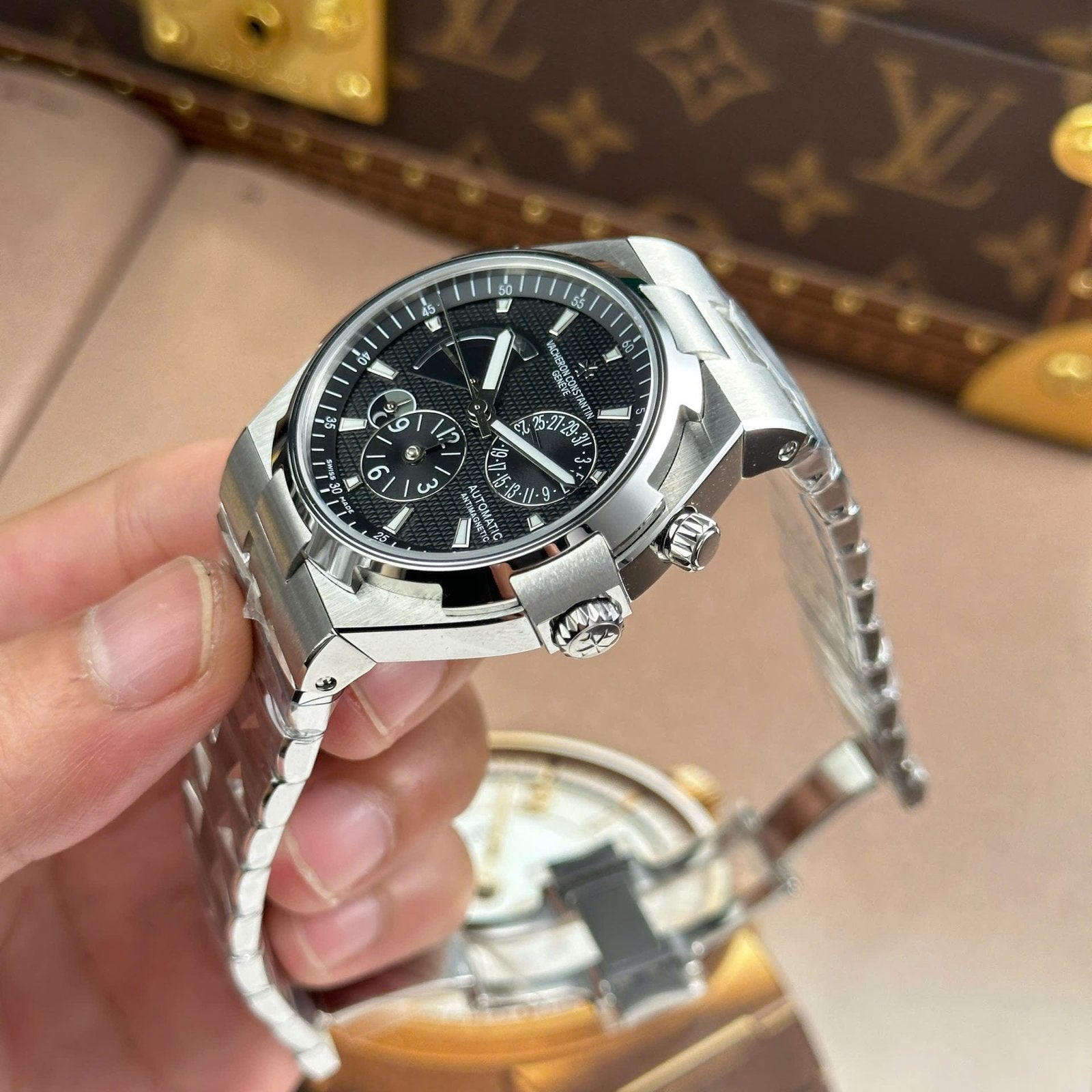 Vacheron Constantin Watch Dual Time 47450 Black Dial 42mm