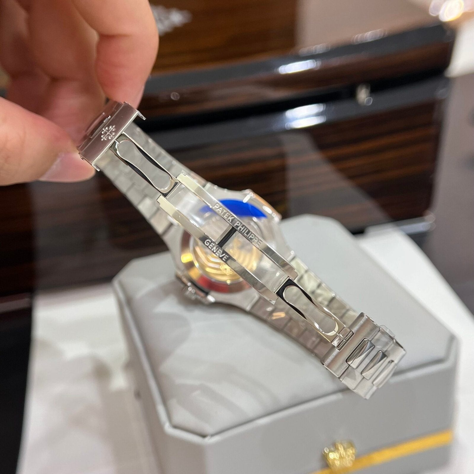 Patek Philippe Nautilus 5726G Watch Dial Gray 40.5mm