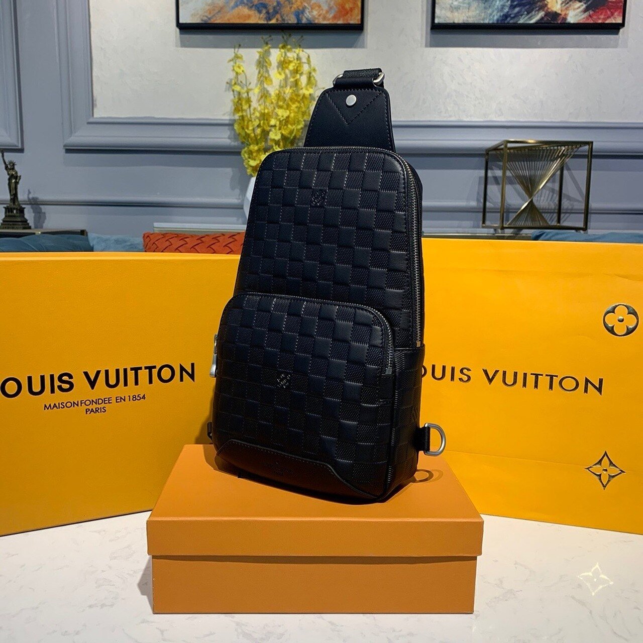 Louis Vuitton Avenue Sling Bag 32cm Damier Infini Canvas Spring/Summer Collection N41720, Black