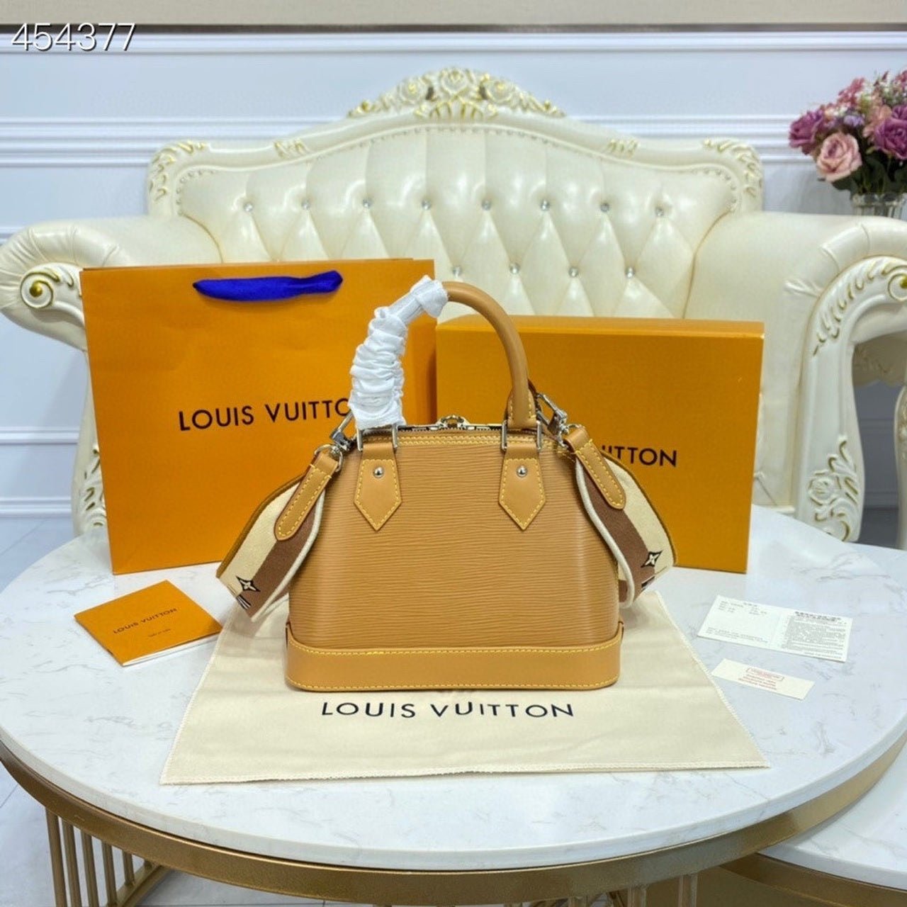 Louis Vuitton Alma BB Bag 24cm Epi Leather Spring/Summer Collection M57426 Gold Honey